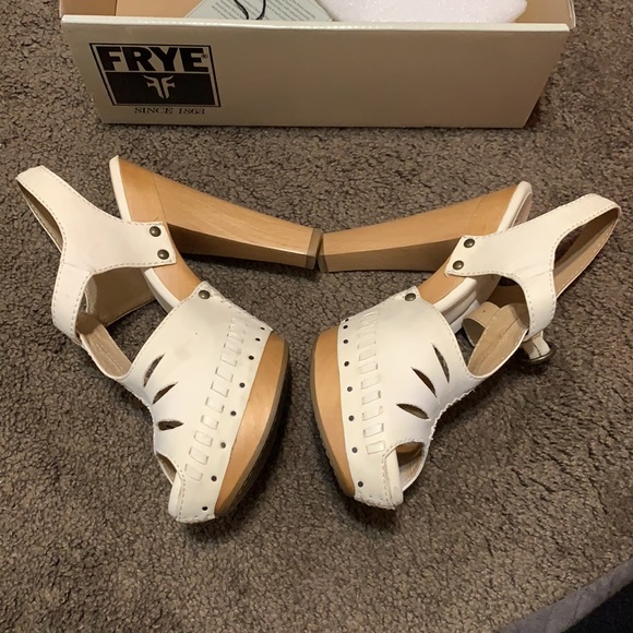 Frye white leather heels size 7 - Picture 5 of 9